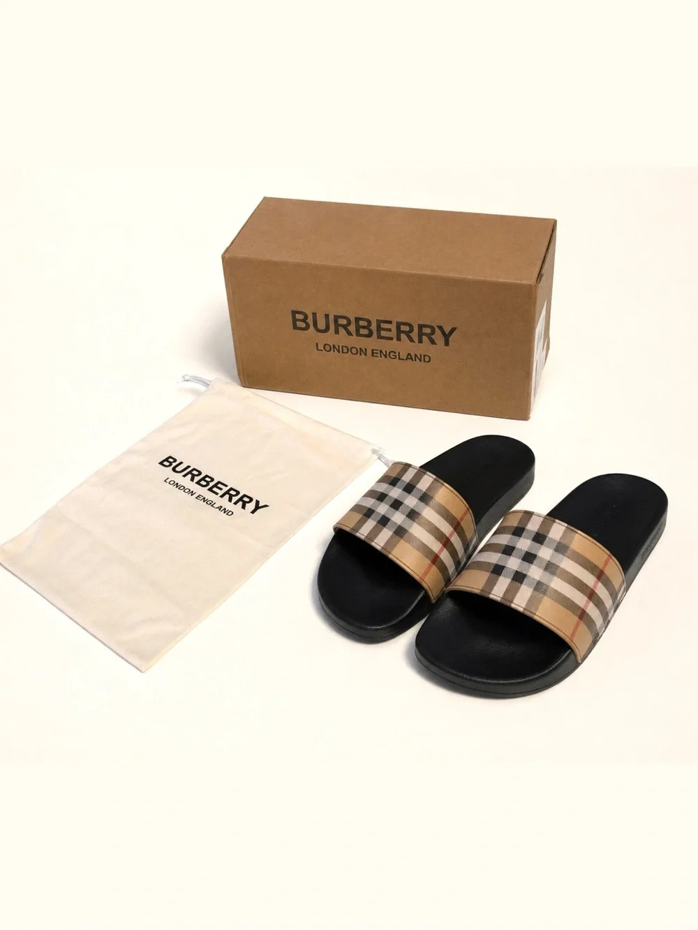 Burberry Slide Men’s Size 10 Black/Beige Rubber Slip-On Plaid Logo Sandals